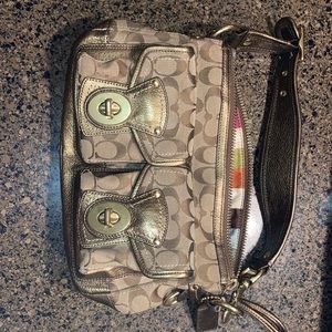 COACH Limited Edition Purse 👜 and Coin Purse